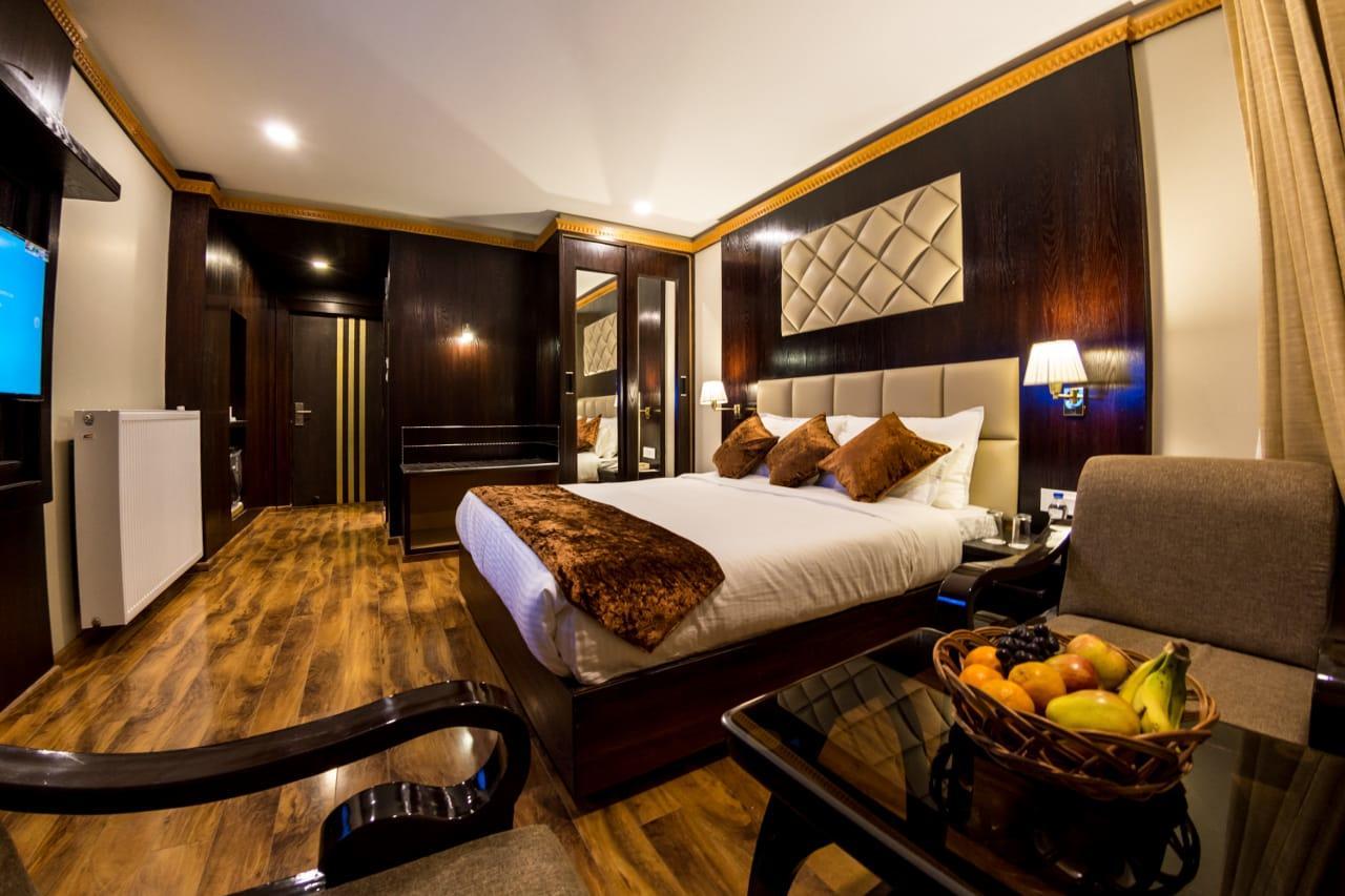 Hotel Royal Hillton Pahalgām Extérieur photo