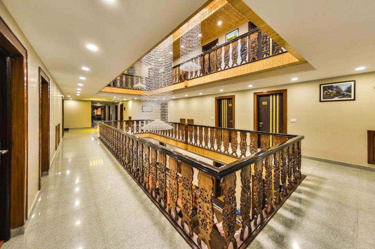 Hotel Royal Hillton Pahalgām Extérieur photo