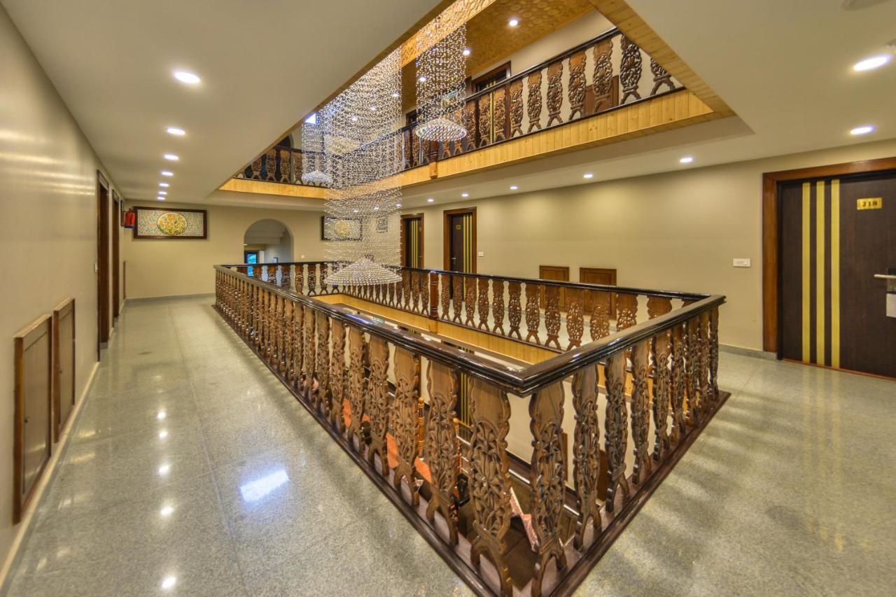Hotel Royal Hillton Pahalgām Extérieur photo