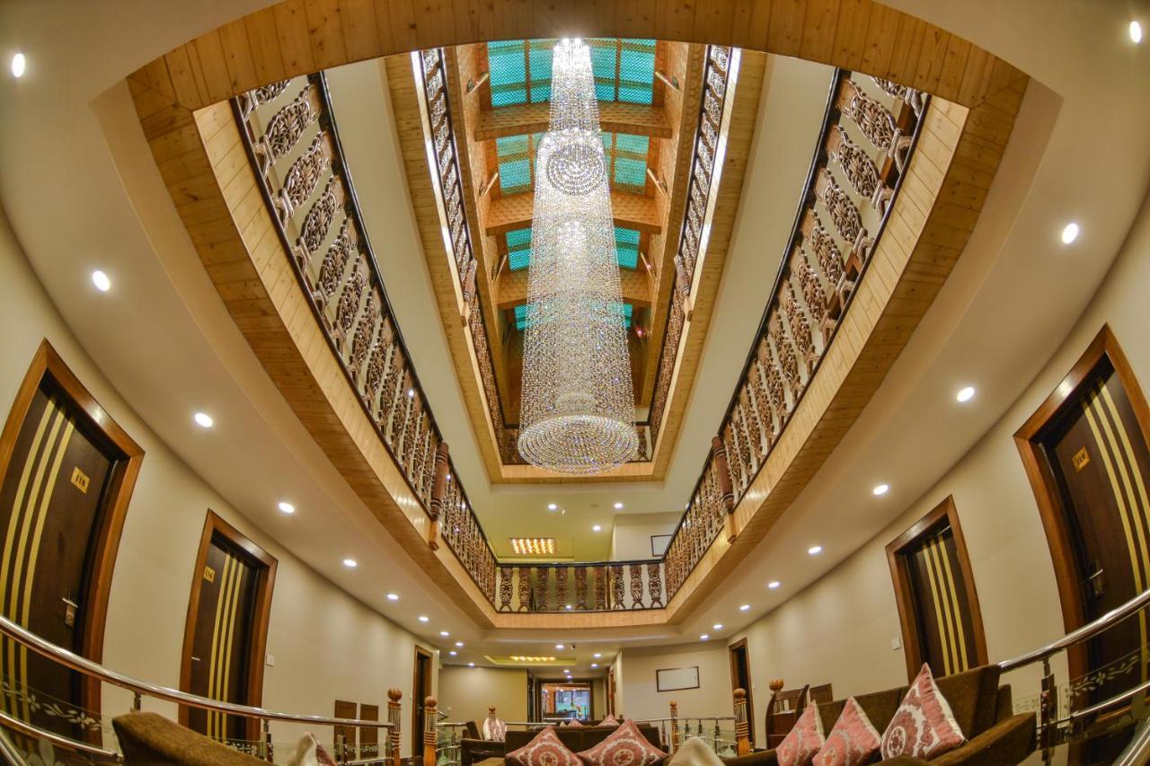 Hotel Royal Hillton Pahalgām Extérieur photo