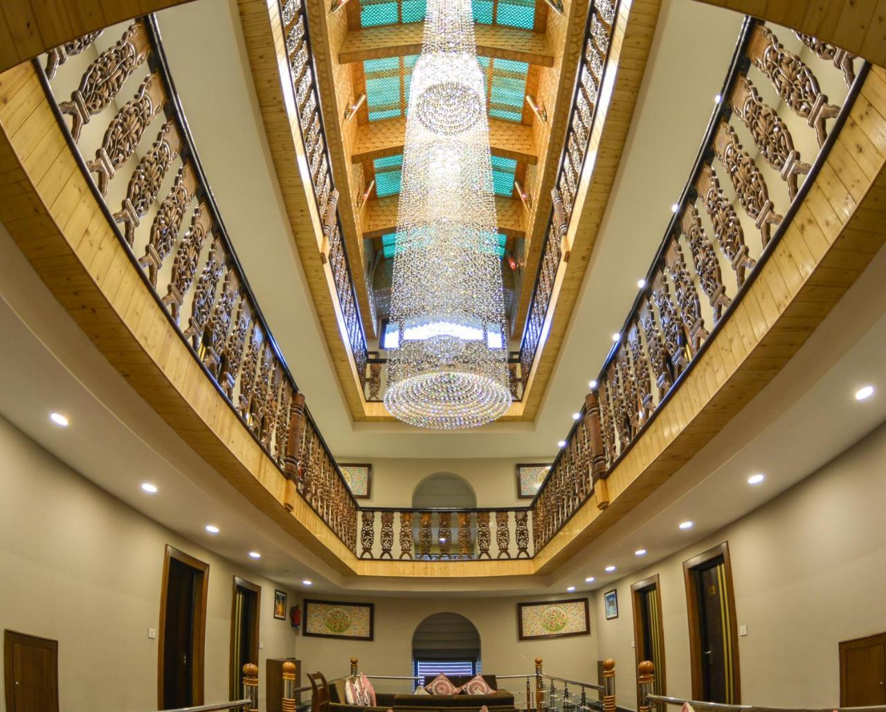 Hotel Royal Hillton Pahalgām Extérieur photo