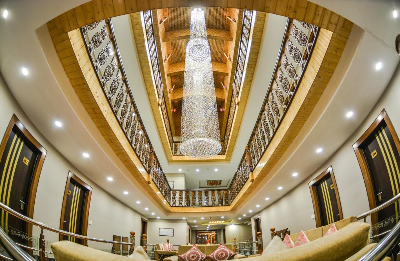 Hotel Royal Hillton Pahalgām Extérieur photo