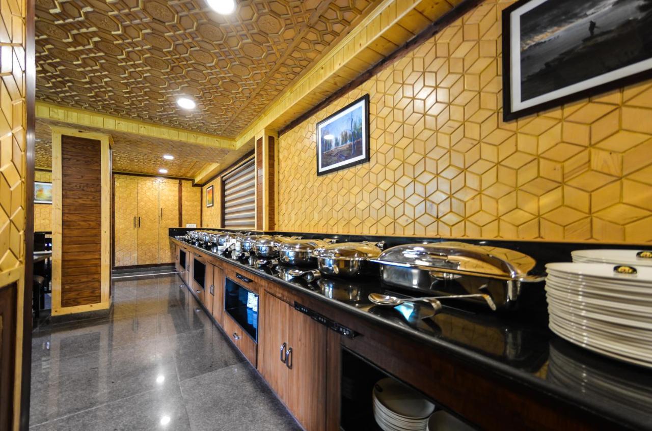 Hotel Royal Hillton Pahalgām Extérieur photo