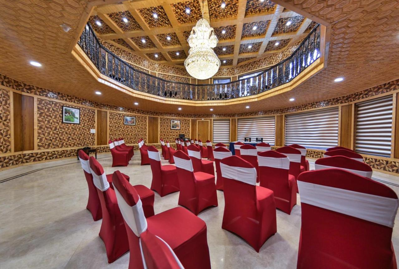 Hotel Royal Hillton Pahalgām Extérieur photo